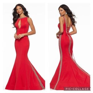 NWT Mori Lee tomato red with side and back rhinestones size 2